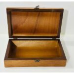 "Heritage of Ancestors" Hand-Embroidered Palestinian Wooden Box - Size 18x31x7 cm - Image 5