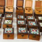 Wooden Gift & Favor Box with Handmade Hebron Ceramic Tile - 10x10x6 cm - Image 3