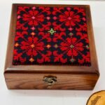 “Vein of Roses” Wooden Box (Hand-Embroidered on Black Fabric) – Size 18x18x8 cm - Image 3